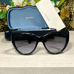 NEW GUCCI Current Style GG Logo 56MM Cat-Eye Sunglasses